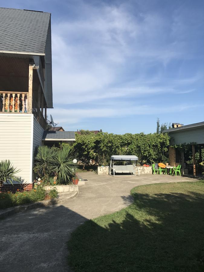 Hotel Dom U Morya Pizunda Exterior foto